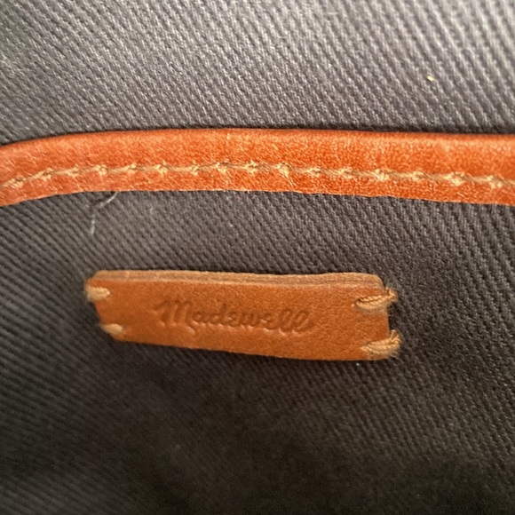 FINAl SALE! 🔥 MADEWELL leather Crossbody bag Brown second hand. - Picture 4 of 8